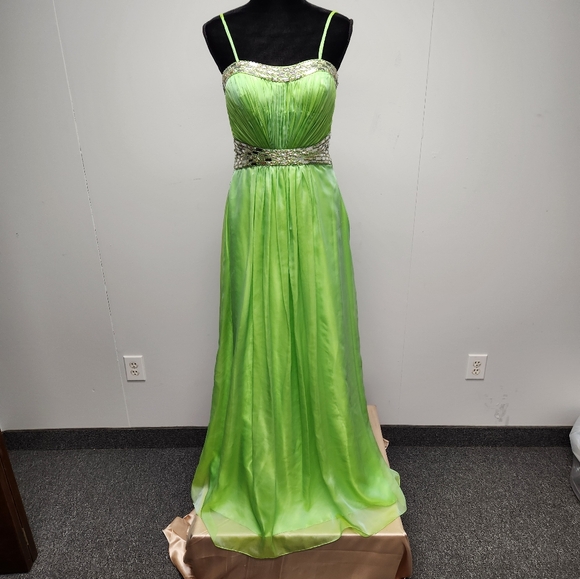 Beautiful Prom Formal Gown in Chartreuse - Picture 4 of 13